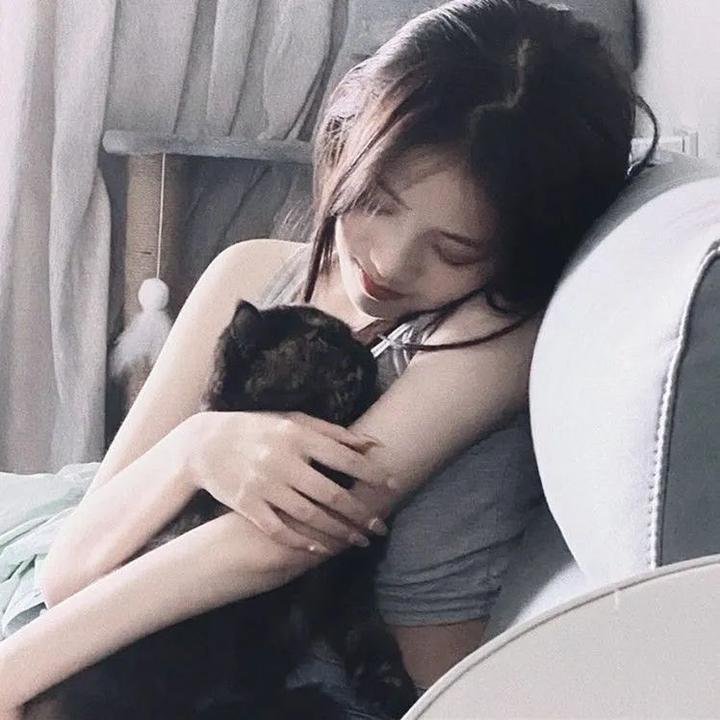 自梳女粤语